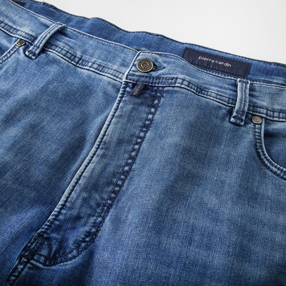 Pierre Cardin Jeans "Lyon" in Futureflex-Qualität, Slim Fit hellblau