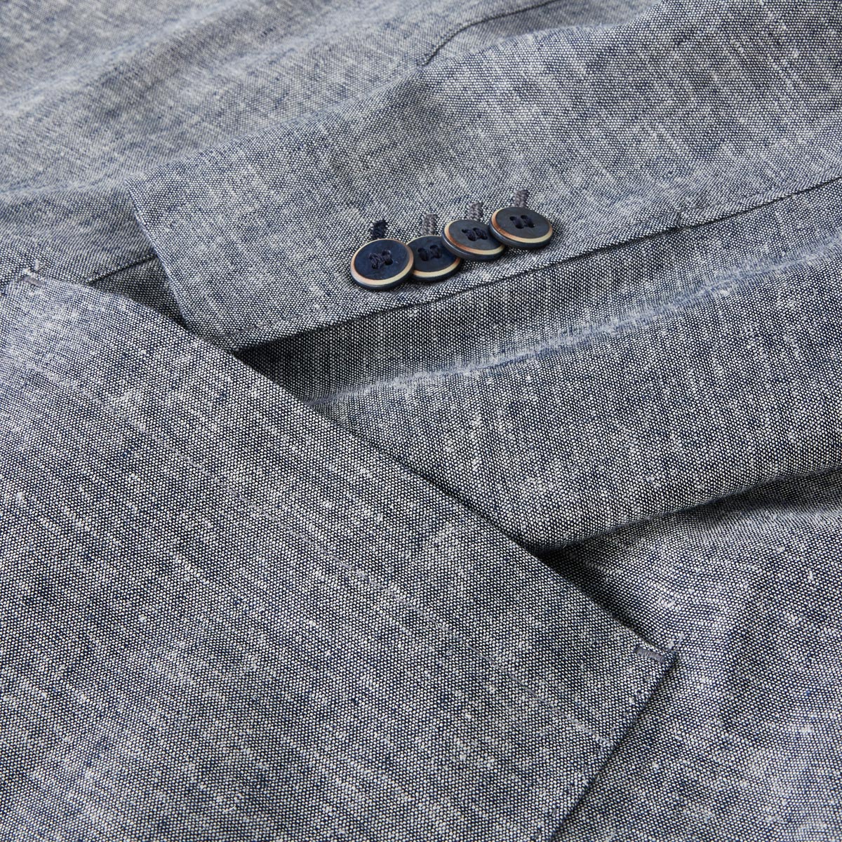 Weis Sakko mit Leinen, leicht blau