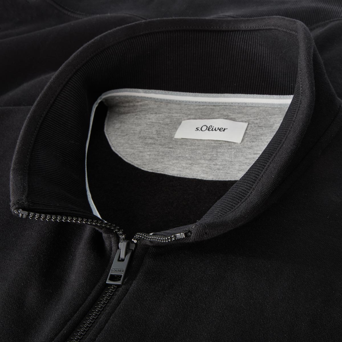 s.Oliver Sweatjacke aus Baumwolle schwarz