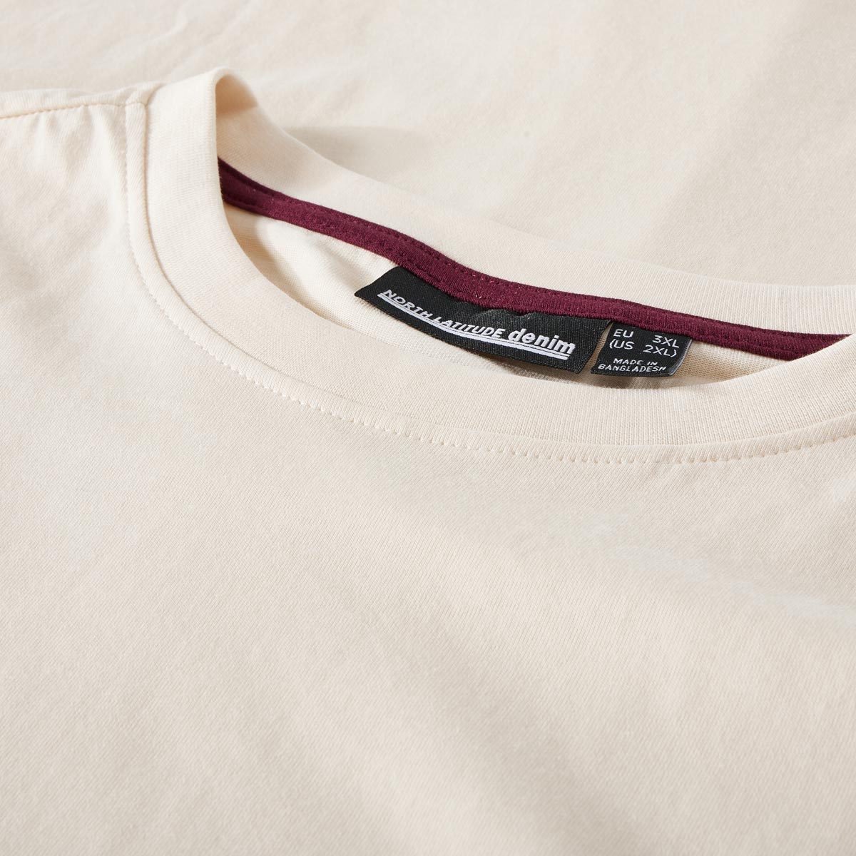 North T-Shirt mit Print cremeweiß