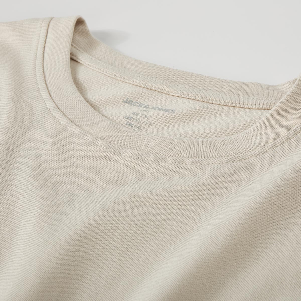 Jack&Jones T-Shirt mit Print auf Vorder- und Rückseite beige