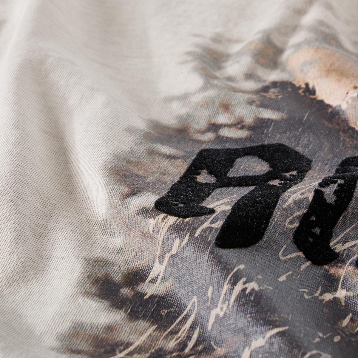 HangOwear T-Shirt mit Print auf Vorder- und Rückseite beige