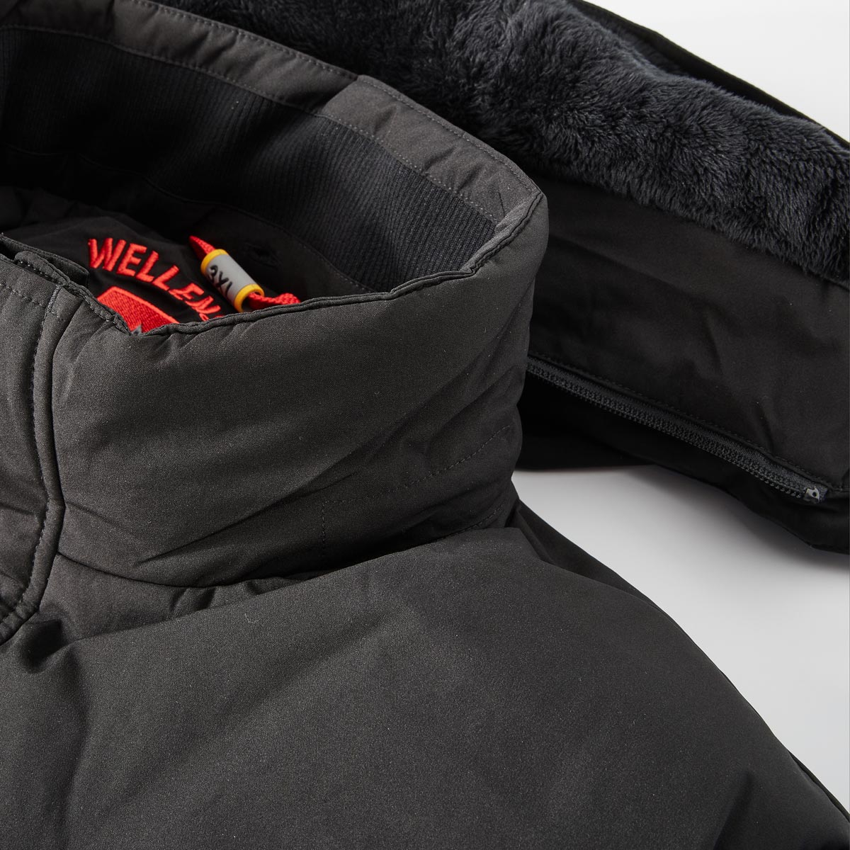 Wellensteyn Wattierte Winterjacke "Starstream", winddicht, wasserabweisend schwarz