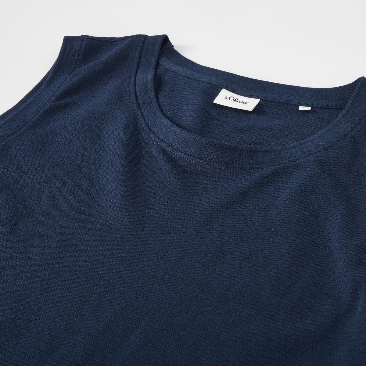 s.Oliver Tanktop mit Strukturgewebe blau