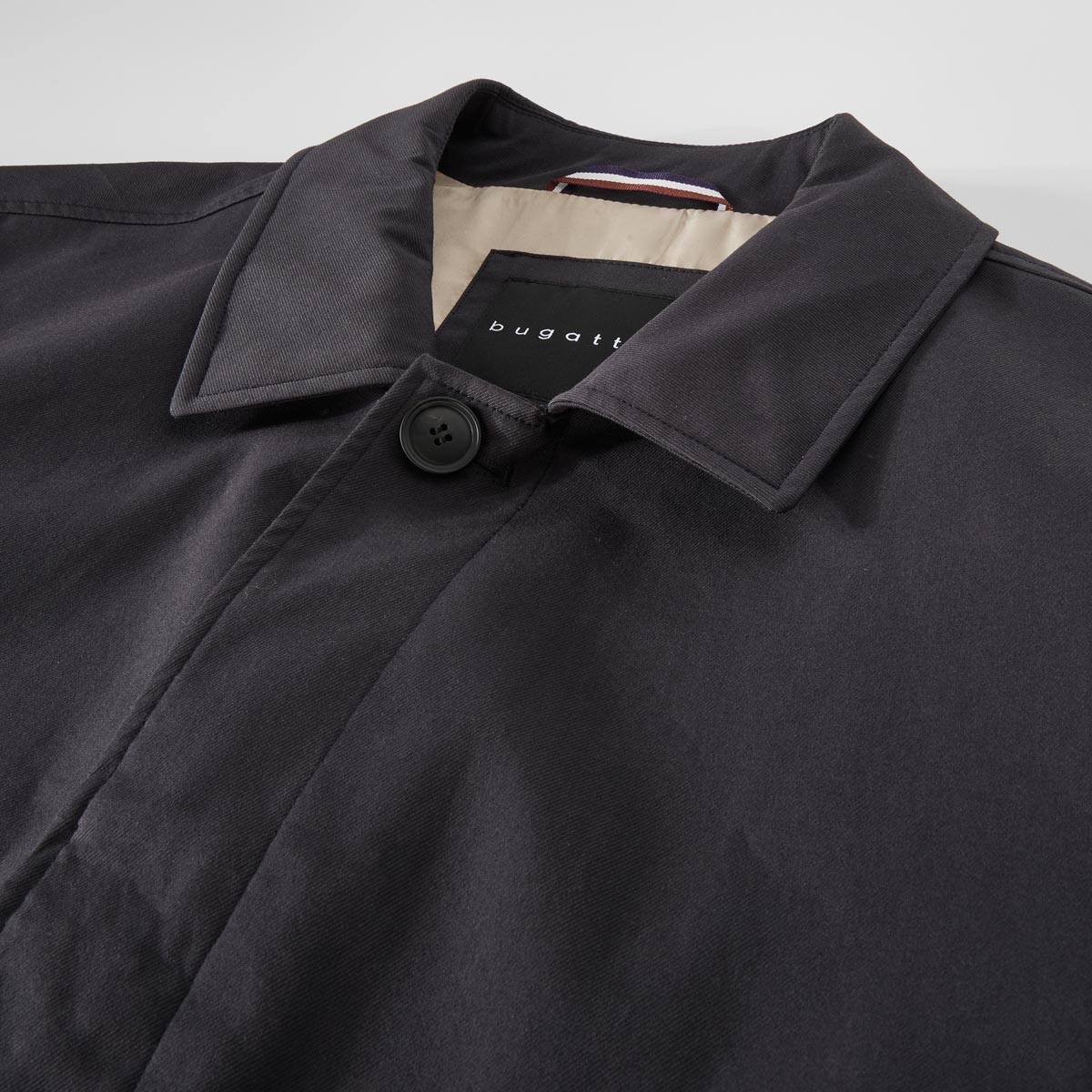 bugatti Kurzmantel mit Coolmax-Ausrüstung, wasserabweisend dunkelblau