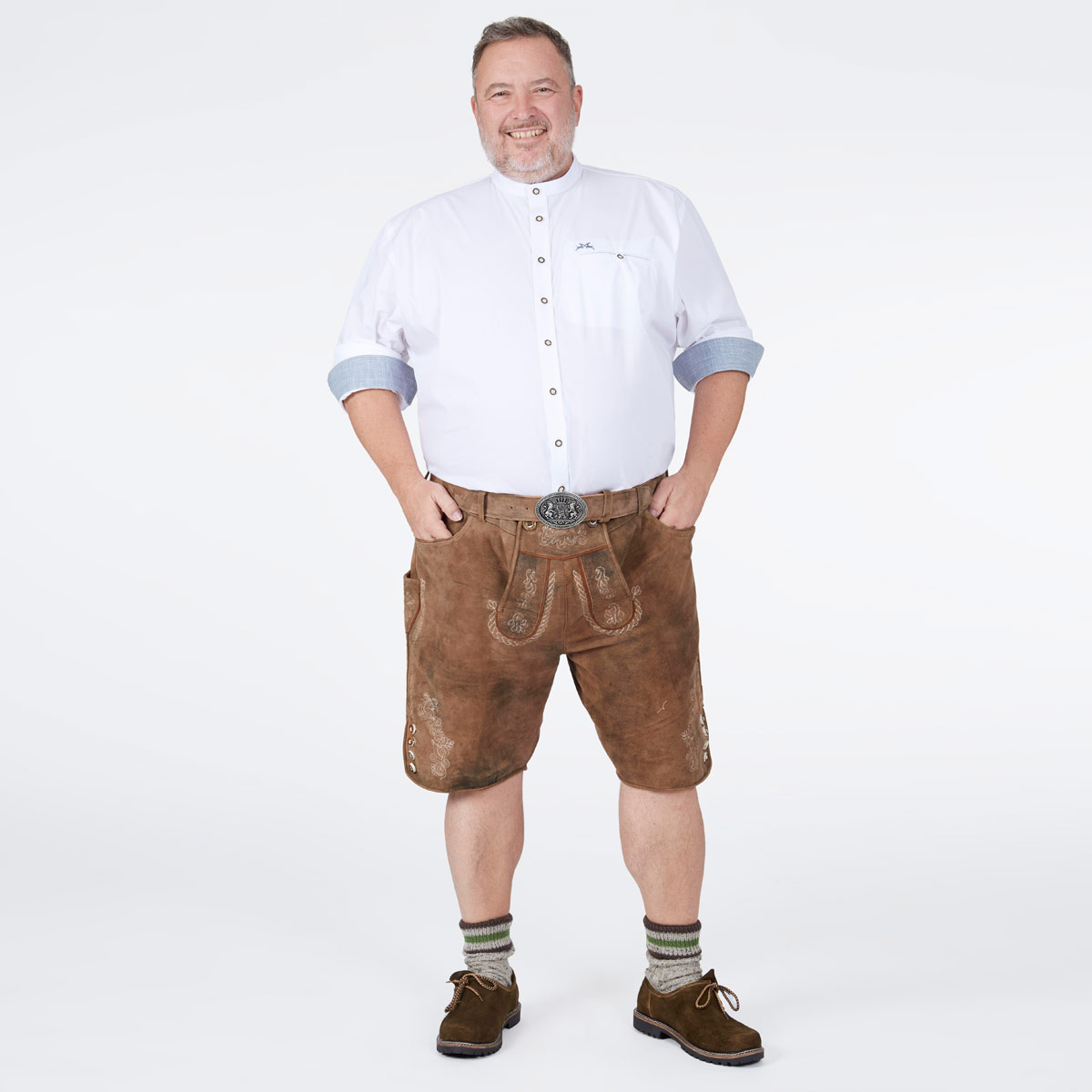 Pfundskerl Kurze Lederhose mit Stickereien und Gürtel mittelbraun