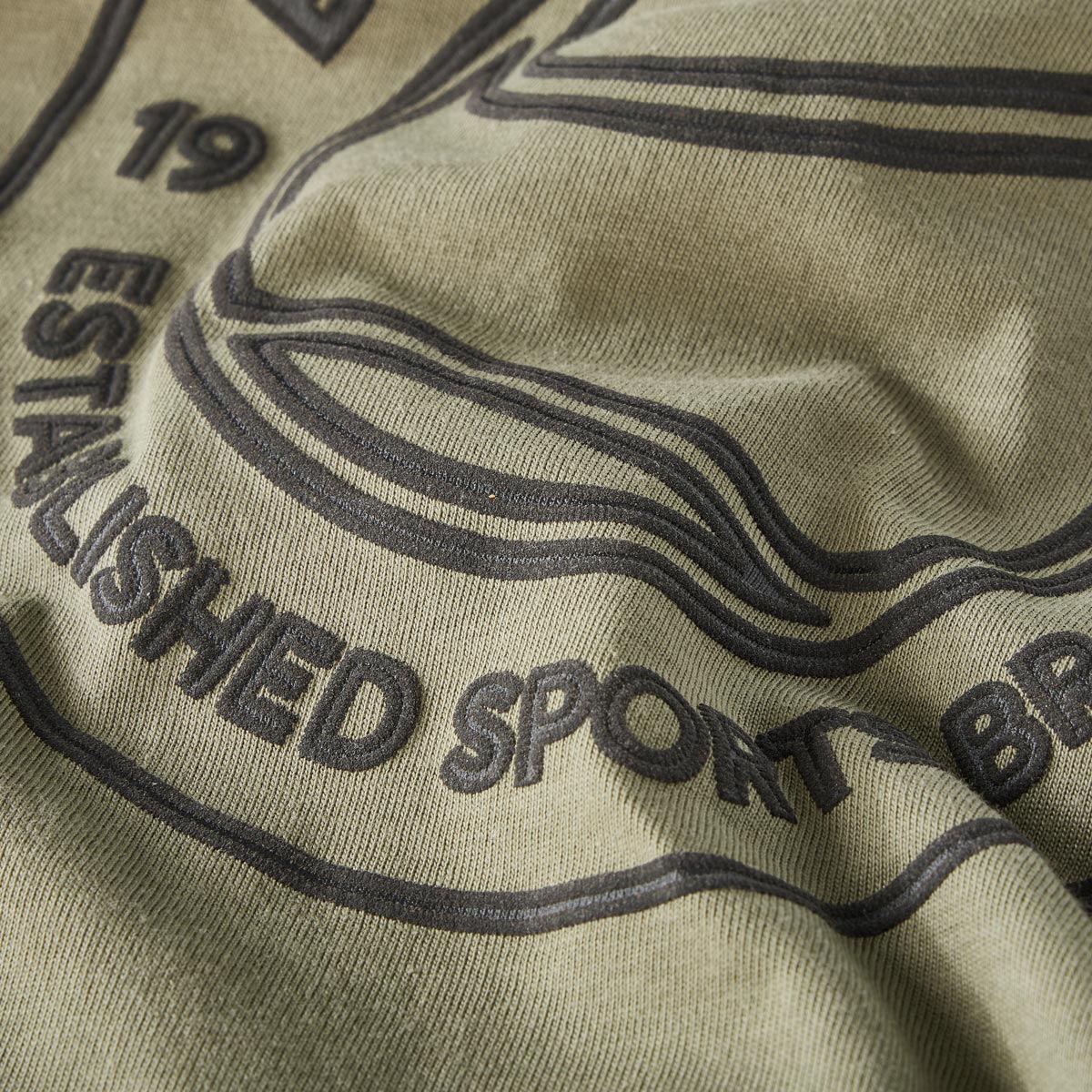 BOSS T-Shirt mit Label-Print khaki