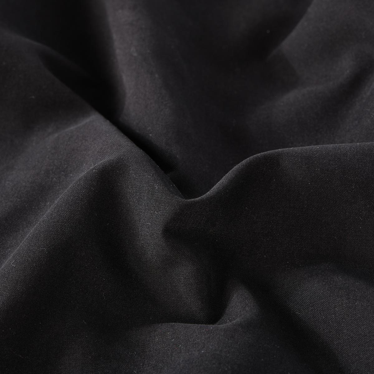 ADAMO Leichte Shorts aus Funktionsmaterial schwarz