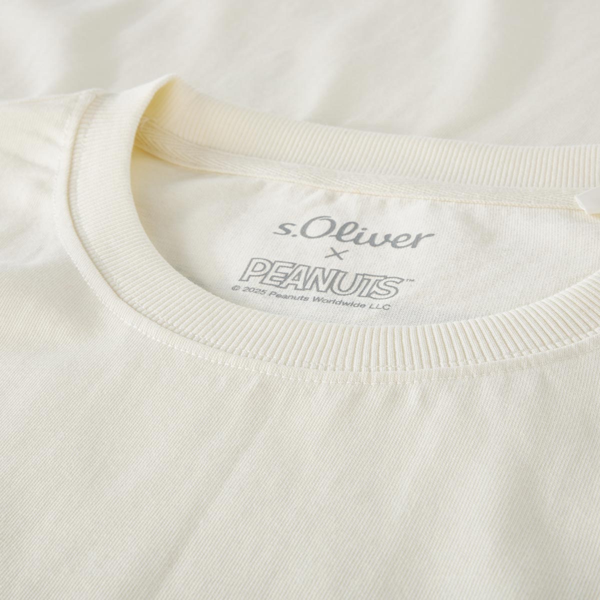 s.Oliver T-Shirt mit Stickerei natur