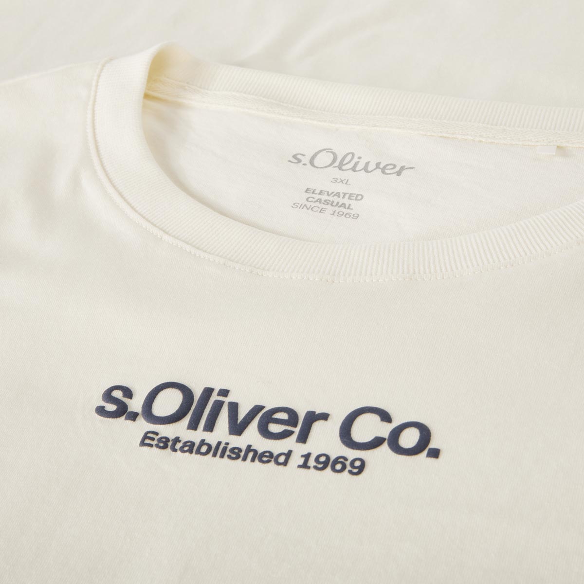 s.Oliver T-Shirt mit Label-Print weiß