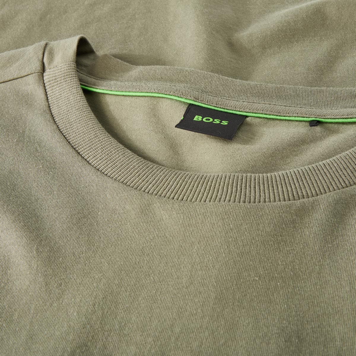 BOSS T-Shirt mit Label-Print khaki