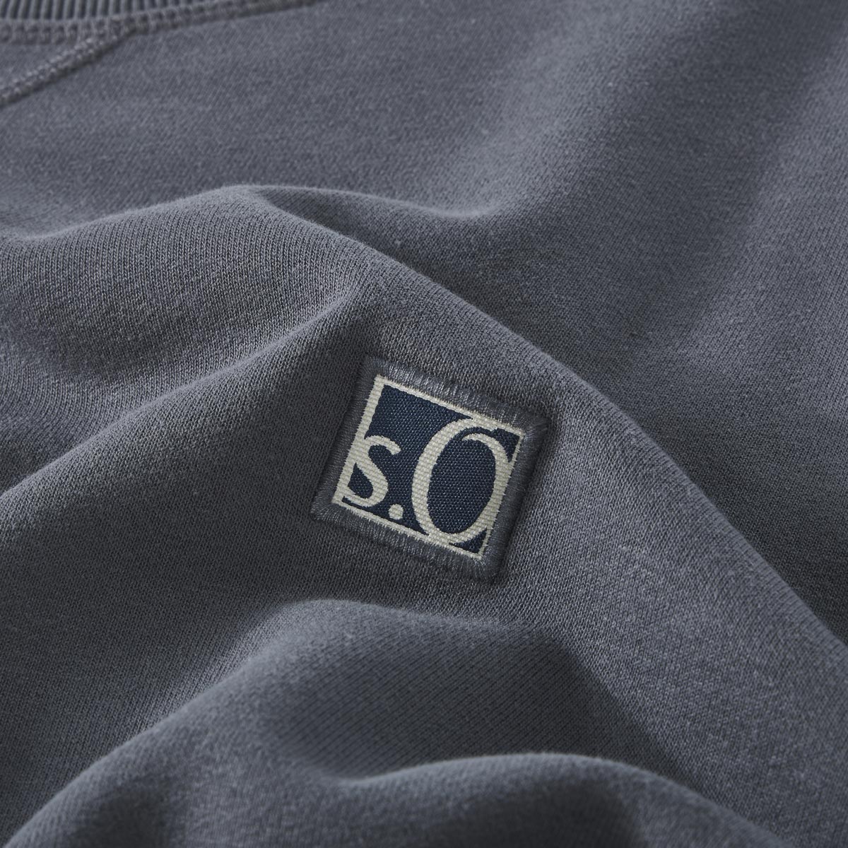 s.Oliver Sweatshirt aus Baumwollmischung dunkelgrau