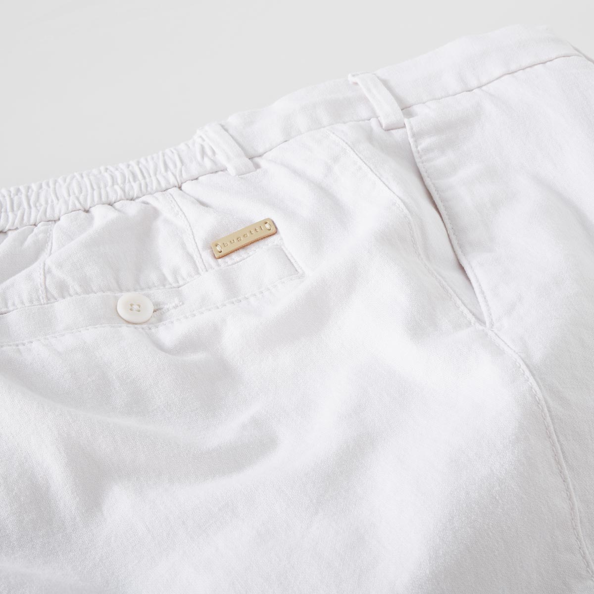 bugatti Stretch-Chino-Shorts mit Leinen weiß