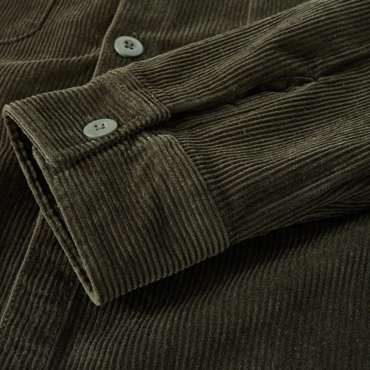 Jack&Jones Overshirt aus Cord oliv