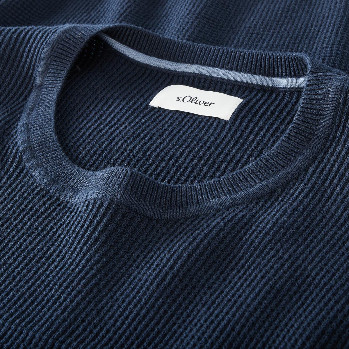 s.Oliver Pullover mit Struktur blau