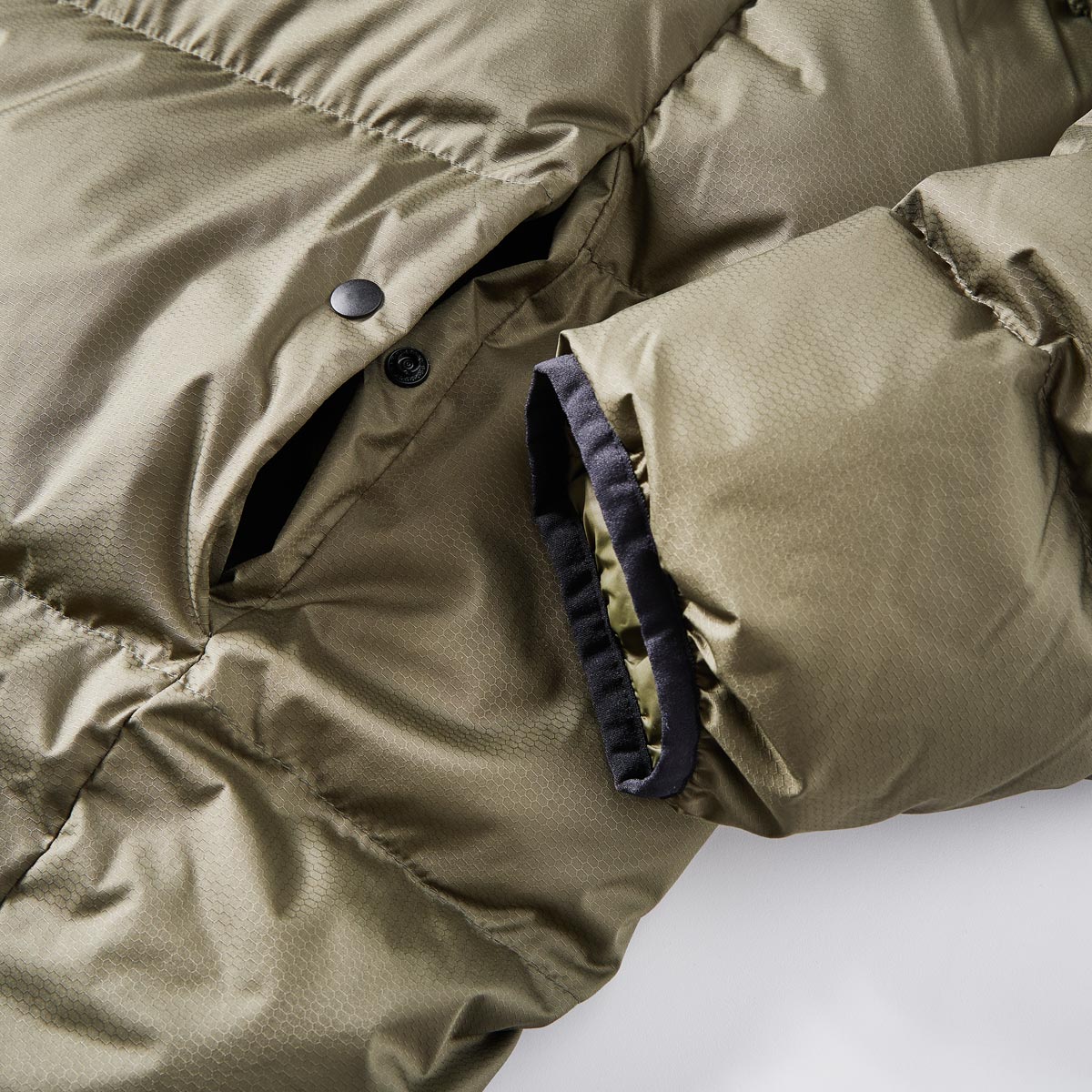 BOSS Steppjacke mit Daunen-Feder-Füllung, wasserabweisend grün