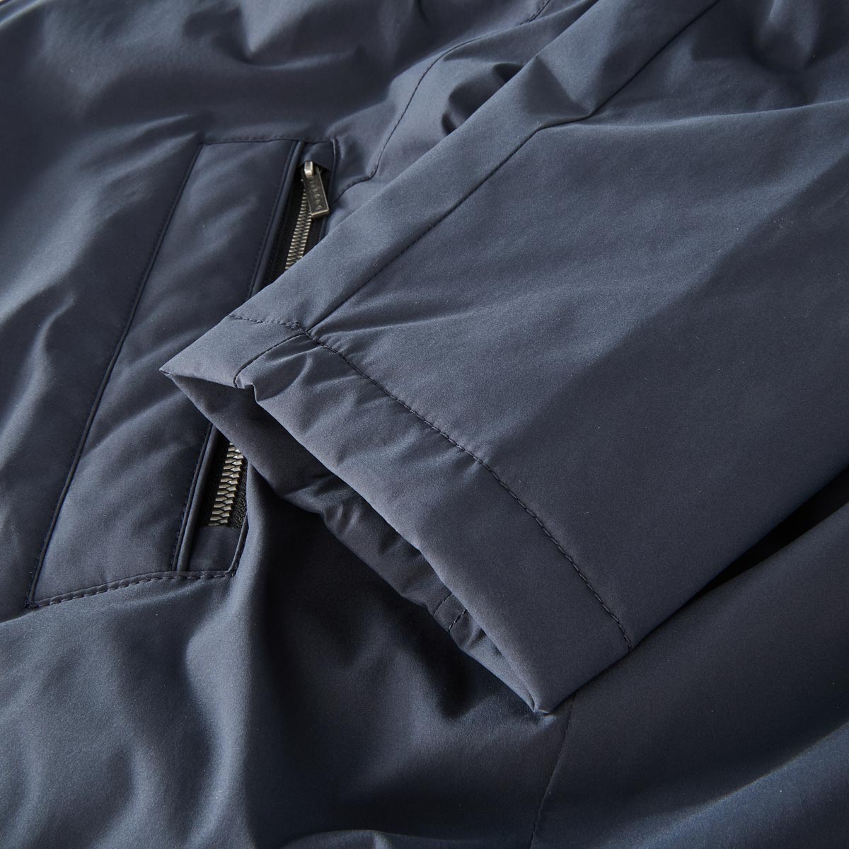 bugatti Wattierte Jacke mit Stehkragen dunkelblau