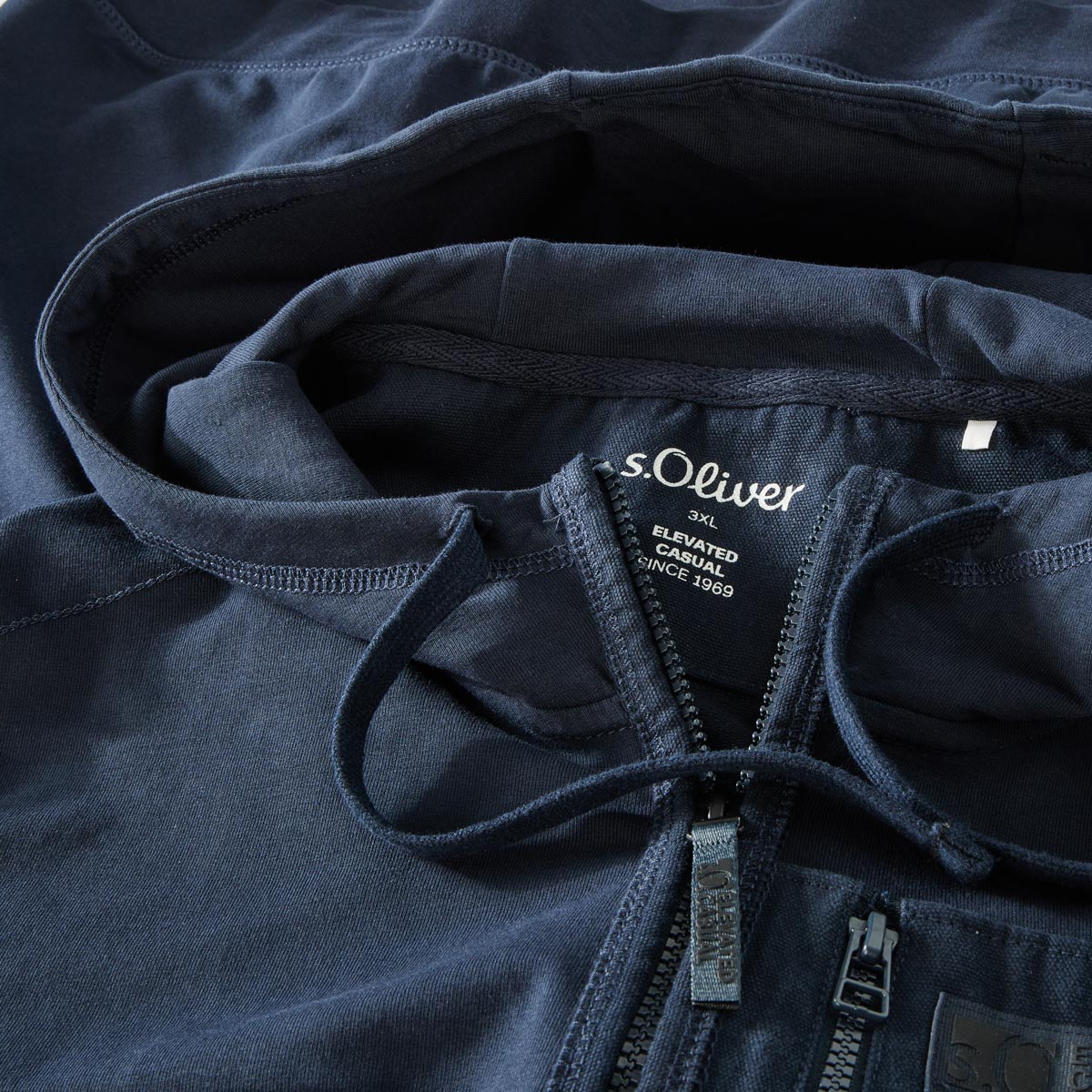 s.Oliver Sweatjacke mit Elasthan blau